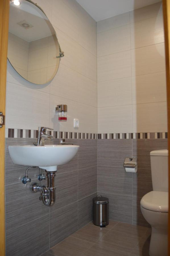 Apartamento Piscina Viena Rosas Exterior foto